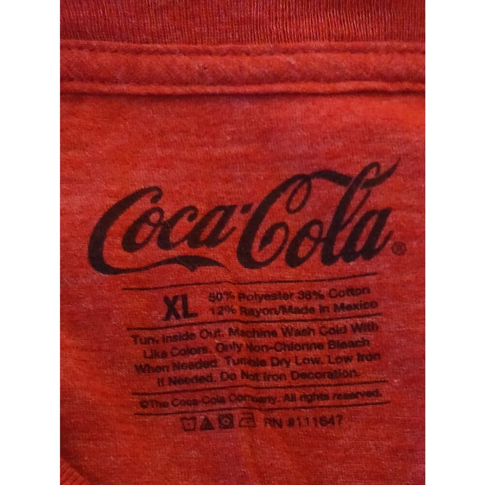 Coca Cola Tshirt BEST POP EVER The Real Thing Soda RED Adult XL Lightweight Coke - Picture 3 of 9